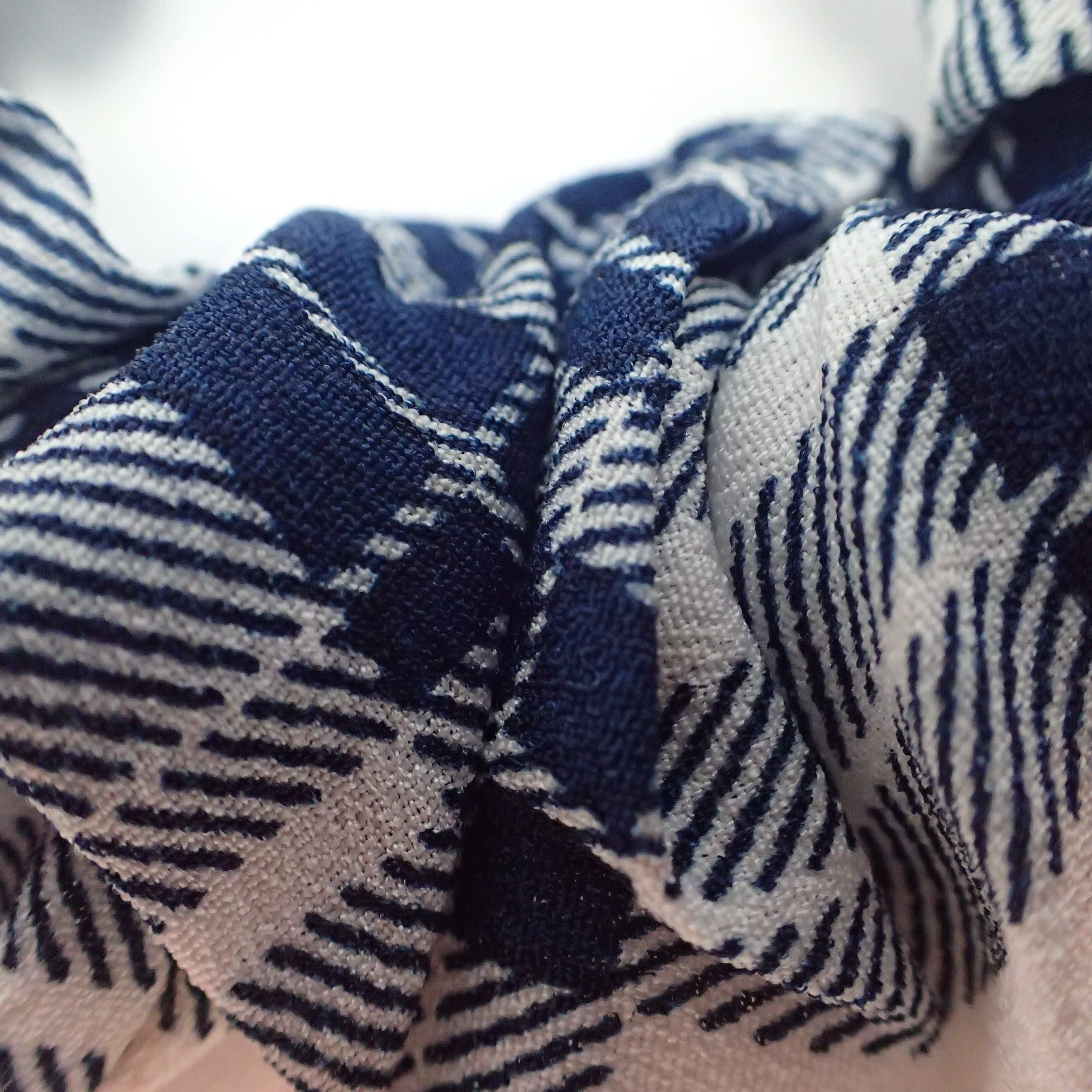 2pc Pattern Scrunchies for Girls and Women, Hair bobbles for Women, Hair Scrunchies, Hair Accessories, Elastic Hair Ties, Elastic Hair Bands, Hair Elastics