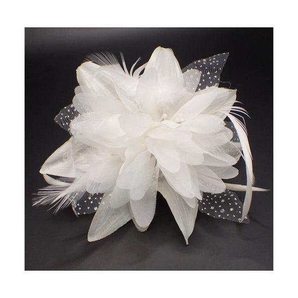 Pretty Pearl Corsage Wrist Bracelet for Prom/Wedding, Women's & Girls White Flowers & Layered Pearl Bracelet, Bridesmaids/Prom